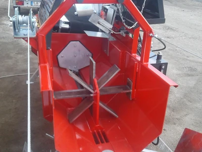 Poloautomatický štípač dřeva RSA 480E