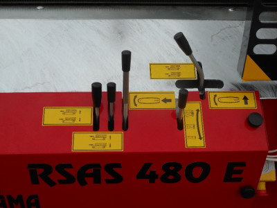Automatický štípač dřeva RSAS 480 E